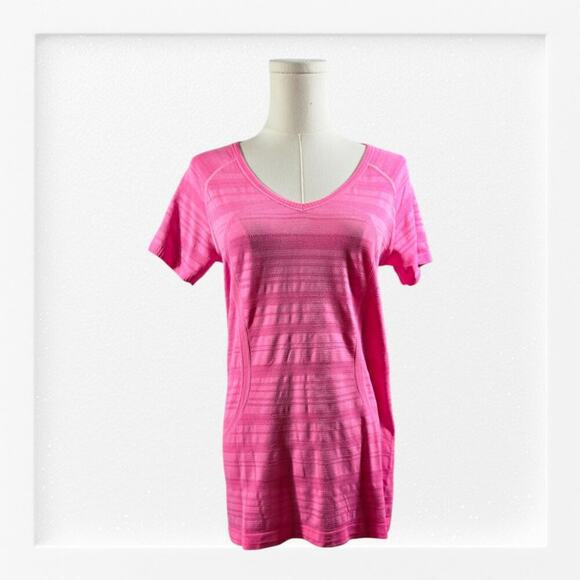 Lululemon Athletica Size Small (4-6) Women's t-Shirt Short Sleeve Pink - Picture 1 of 5